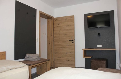 Teisendorf Other | Shared room ∙ 4 guests