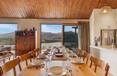 Lake Hayes House | Sicilian 1 | Hot Tub | Lake View | Alfresco Dining