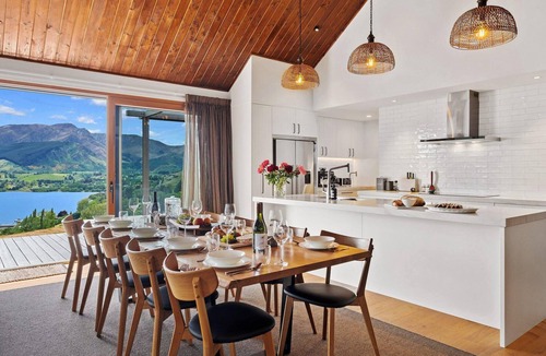 Lake Hayes House | Sicilian 1 | Hot Tub | Lake View | Alfresco Dining