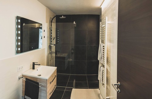 Fischen im Allgaeu Apartment | Silbermantel vacation apartment - spacious vacation apartment in the Allgäu Alps