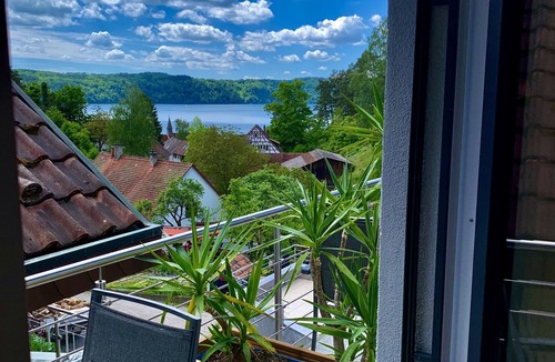 Ueberlingen Apartment | Silvia's Apartment 1 with lake view