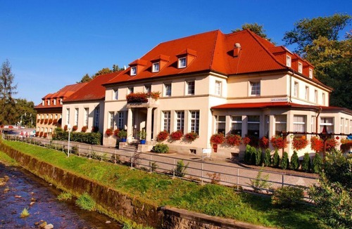 Berggiesshubel House | Single room with 1.40 bed and sloping ceiling - Sächsisches Haus - Hotel &