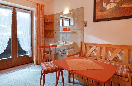 Scheffau am Wilden Kaiser Apartment | Single room "Pölven" with fl. Water - Guesthouse Pöll Maria