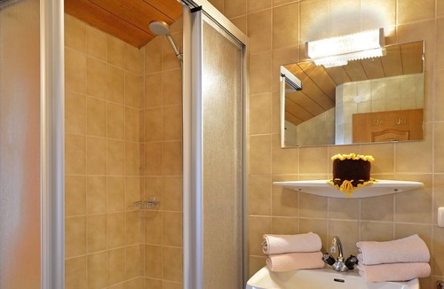 Scheffau am Wilden Kaiser Apartment | Single room "Pölven" with fl. Water - Guesthouse Pöll Maria