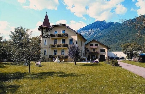 Bad Reichenhall Apartment | Single apartment Lattengebirge, 33sqm, combined living/sleeping area, balcony