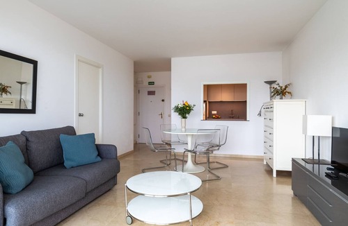 Sitges Town Center Apartment | Sitges ARENA - Two pools by the beach
