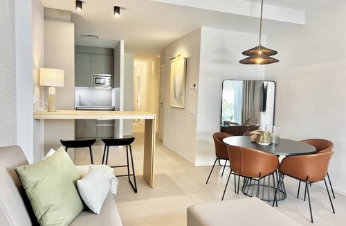 Sitges Town Center Apartment | Sitges Spaces Garden Oasis: 3BR/2BA/Garden, Sleeps up to 7