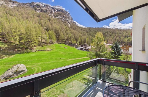Saas Almagell House | Ski-In Mountain View Suite near Saas-Fee