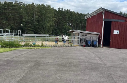 Vilseck Apartment | Sky Ranch, 1 Schlafzimmer, Ruhige Alleinlage