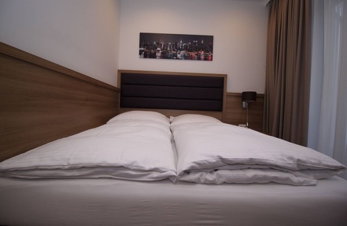 Oberhausen-Sud Hostel | Slamba Hostel Augsburg