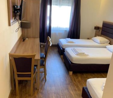 Oberhausen-Sud Hostel | Slamba Hostel