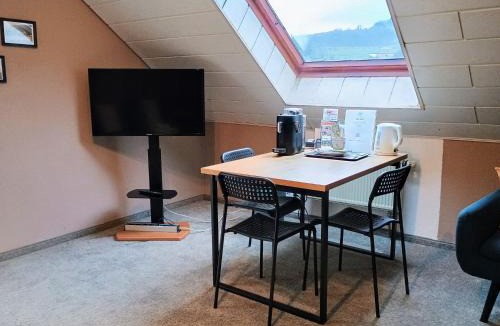 Neustadt a. Main Apartment | SLEEP&CHILL - ruhige Übernachtung mit Main-Blick