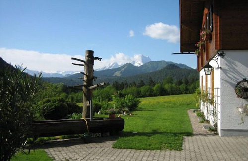 Winkl Apartment | "Sleeping Witch" Vacation Rental for 1–4 people, approx. 45 m², 1 bedroom, 1 children's room, kitchen-living room, bathroom