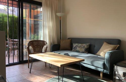 Islantilla House | Sol, playa y golf en urbanización de lujo.