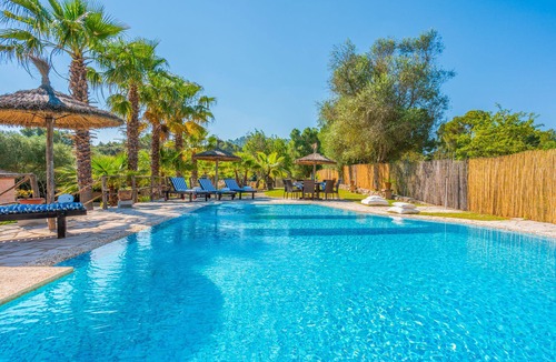Petra House | Son Monserrat, fantastic for two families.