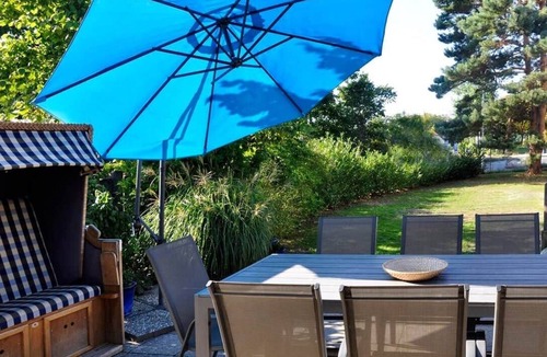 Ostseebad Prerow House | Sonnengarten Vacation Home - with a sauna and fireplace