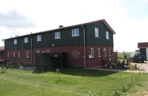 Strubbel Apartment | Sonnige Ferienwohnung in ländlicher Umgebung by Interhome