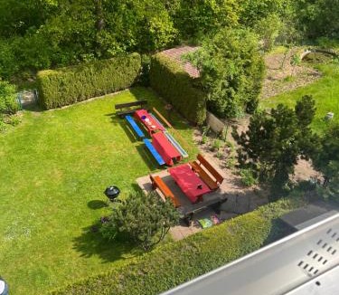 Feucht House | Sonniges Dachzimmer