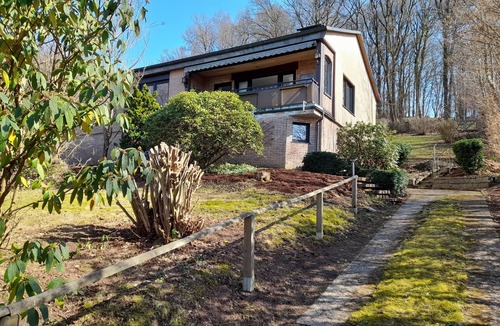 Amecke House | Sorpesee/Amecke in Sauerland vacation home by the lake