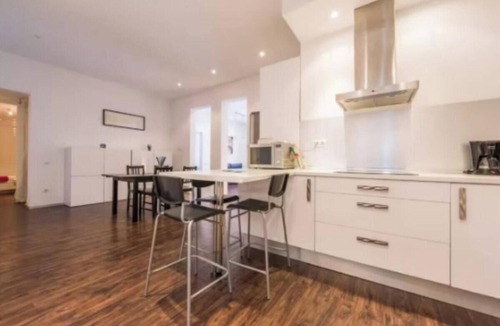 Palacio Apartment | Spacious 140 m² Apartment in the Heart of Madrid