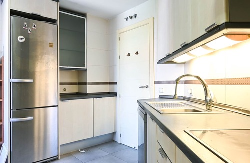 Legazpi Apartment | Spacious and bright three-bedroom apartment a few steps from the Madrid Planetarium