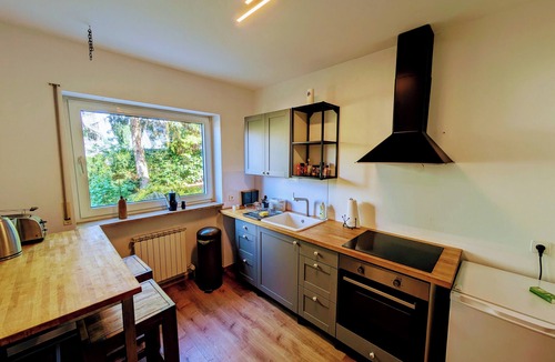 Bayreuth Apartment | Spacious apartment with direct garden access, close to nature.