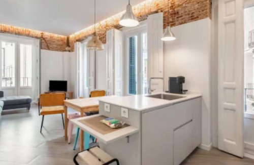 Palacio Apartment | Spacious & Bright 4-Bedroom Apartment in Central Madrid