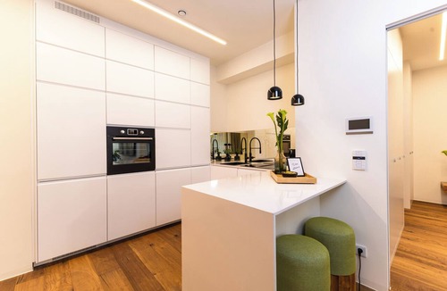 Volksgartenviertel Apartment | Spacious modern apartment-feels like home - short or long, park view - center!