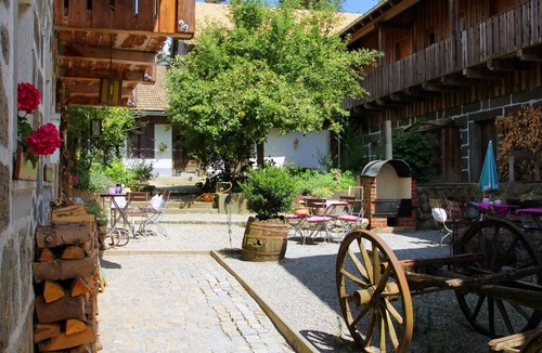 Freyung Apartment | Spacious non-smoking attic apartment (75sqm)