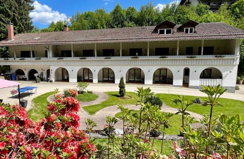 Frathau Apartment | Spacious vacation apartment for 4 people with balcony