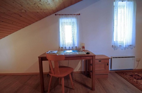 Kattersdorf Apartment | Spacious vacation home with beautiful views and south-facing terrace
