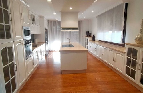 Vilagarcia de Arousa Villa | Spectacular villa with infinity pool