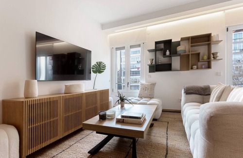 Hispanoamerica Apartment | Spectacular apartment in Madrid. Concha Espina I