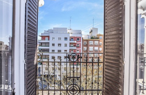 Las Acacias Apartment | Spectacular design apartment with balcony