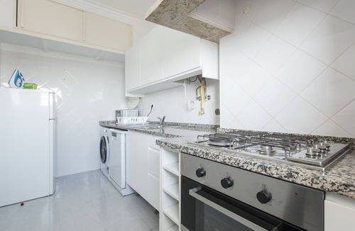 Lisbon Old Town Apartment | Spectacular View and Lower Rio 2BD APT * CENTRAL *