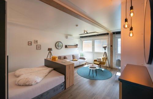 Ried im Oberinntal Apartment | Stadel Chalet Kunterbunt