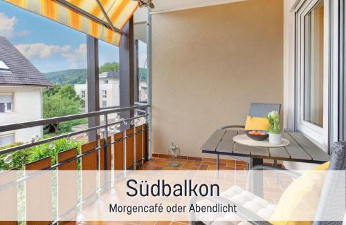 Waldshut-Tiengen Apartment | Stadtdomizil Ziegelfeld - Ruhig & Zentral, 65" TV, Südbalkon, vollausgestattete Küche, Altstadt fußläufig, Bahnhof 5-10 Min, Tiefgarage im Haus