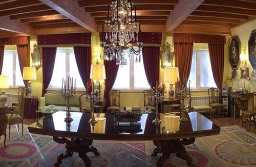Villar del Rio House | Standard 4 House of the Rock