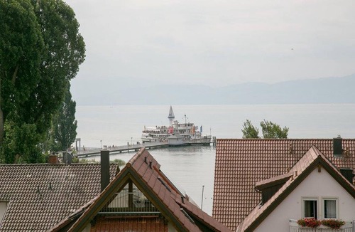 Immenstaad am Bodensee Apartment | Standarddoppelzimmer ohne Balkon im Haupthaus (sowie im Gästehaus)
