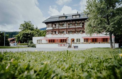 Bayrischzell House | Standard double room (21m�) - Hotel & Restaurant Alpenrose Bayrischzell
