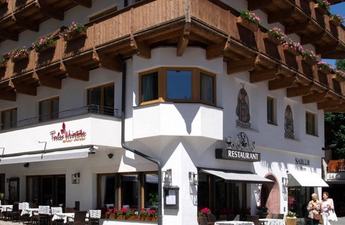 Seefeld Pedestrian Zone Apartment | Standard Plus Apartment - Tyrolean Wine Bar