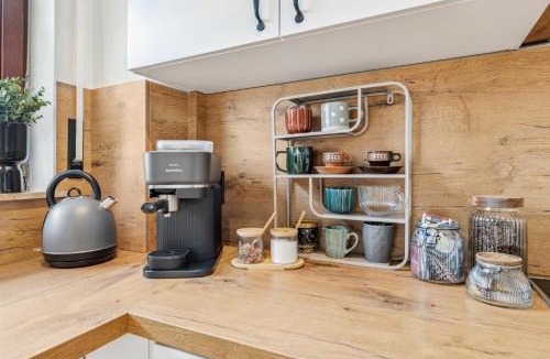 Bayreuth Apartment | Stay Malou Apartment zentrumsnah mit Kaffee-Teebar, Arbeitsplatz, Balkon und kostenlosen Stellplatz