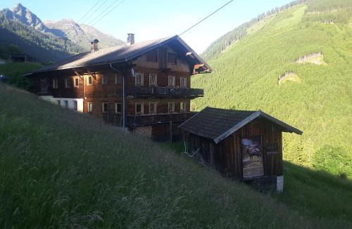 Stummerberg Cabin | Steinwandhütte