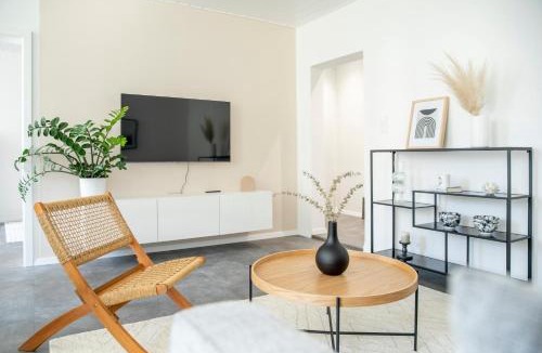 Bayreuth Apartment | Stilvoll! 2 Schlafzimmer! Klimatisiert! Gassenviertel-Fußgängerzone! Wohnzimmer! Küche! Bad!