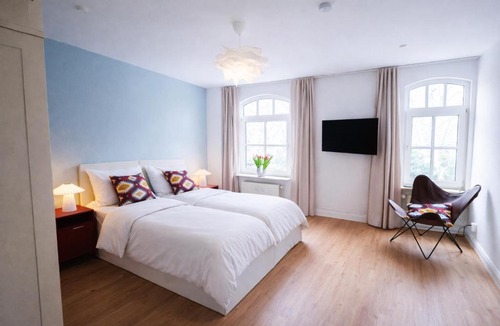 Bergedorf Apartment | Stilvolles 2-Zi-Studio am Bergedorfer Schlosspark