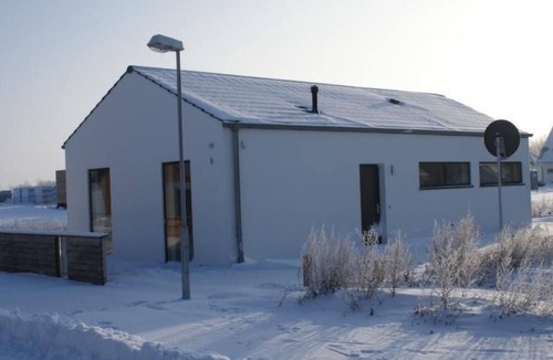 Zierow House | Strandnahes Ferienhaus mit Terrasse und Stellplatz by Interhome