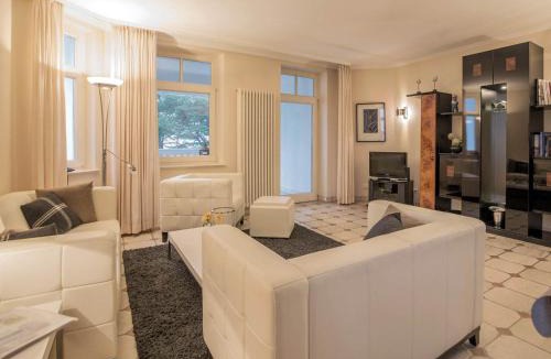Binz Apartment | Strandvillen Binz - Ferienwohnung mit Meerblick, 1 Schlafzimmer und Balkon SV-618
