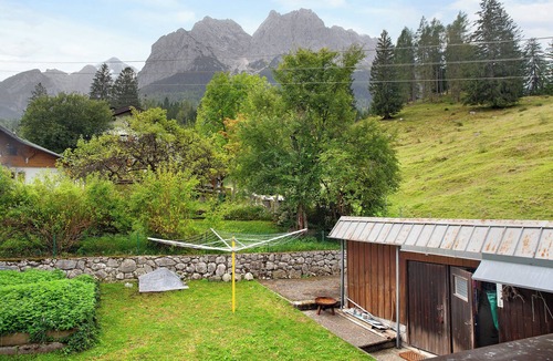 Obergrainau Apartment | Studio Apartment 'Alpspitznest' with Mountain View, Balcony and Wi-Fi