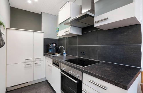 Prien am Chiemsee Apartment | Studio Apartment 'Ferienwohnung In Prien' with Mountain View, Balcony and Wi-Fi