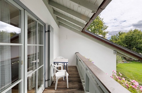 Oberaudorf Apartment | Studio Apartment 'Fewo Brünnstein- Nr 42: Pool, Sauna, Mountain View, Garden, Wi-Fi